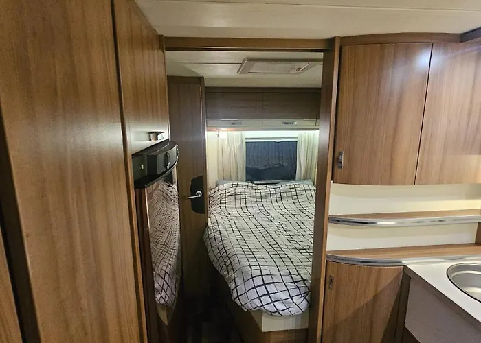 Camping Caravane En Fixe Mandelieu