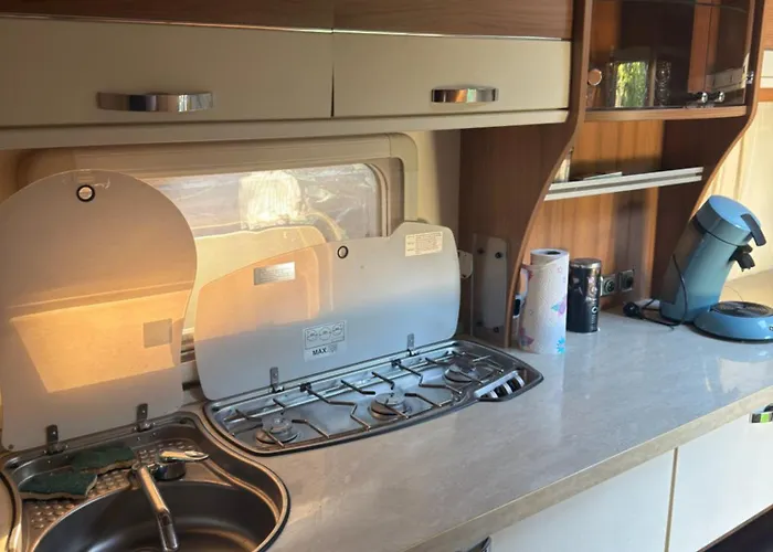 Camping Caravane En Fixe Mandelieu